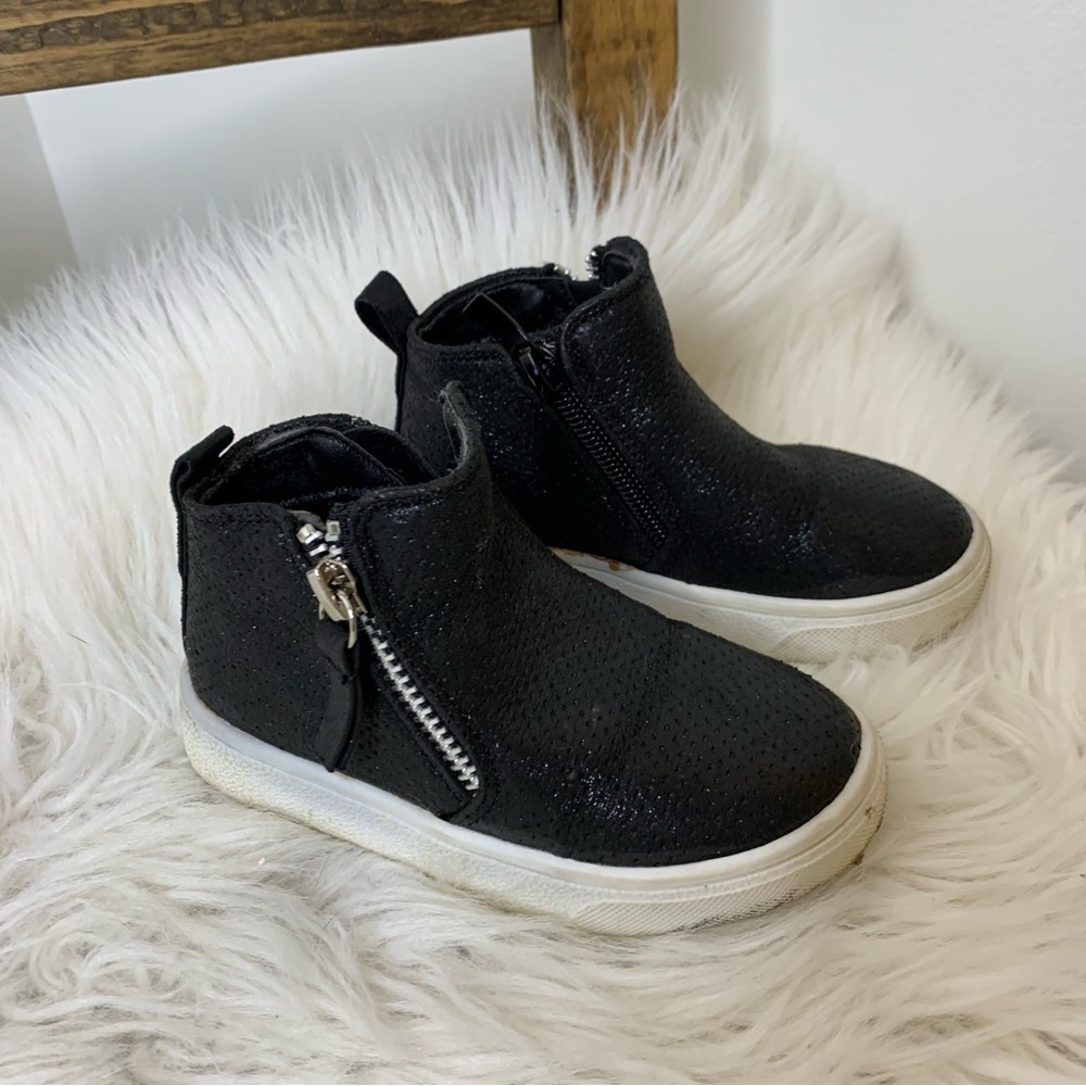 SIP Black Kids Boot Sneakers Size 6